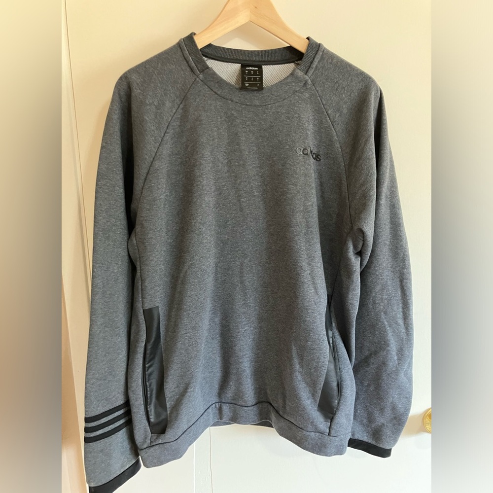 Adidas top
